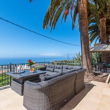 Isabel Sol * Costa Adeje (Tenerife)