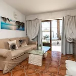 Isabel Sol Villa *